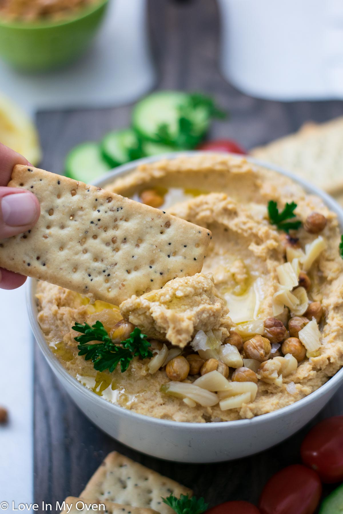 roasted garlic hummus