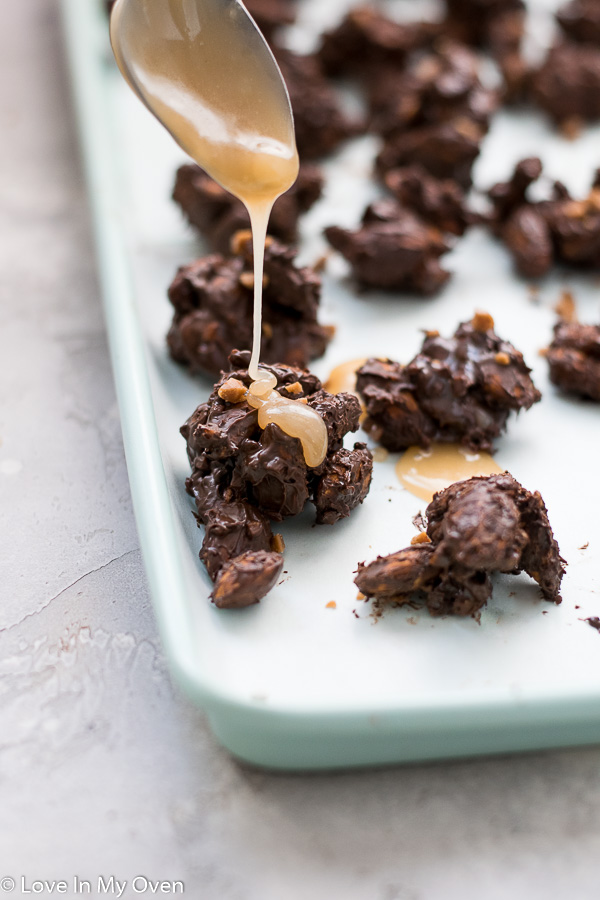 chocolate almond clusters