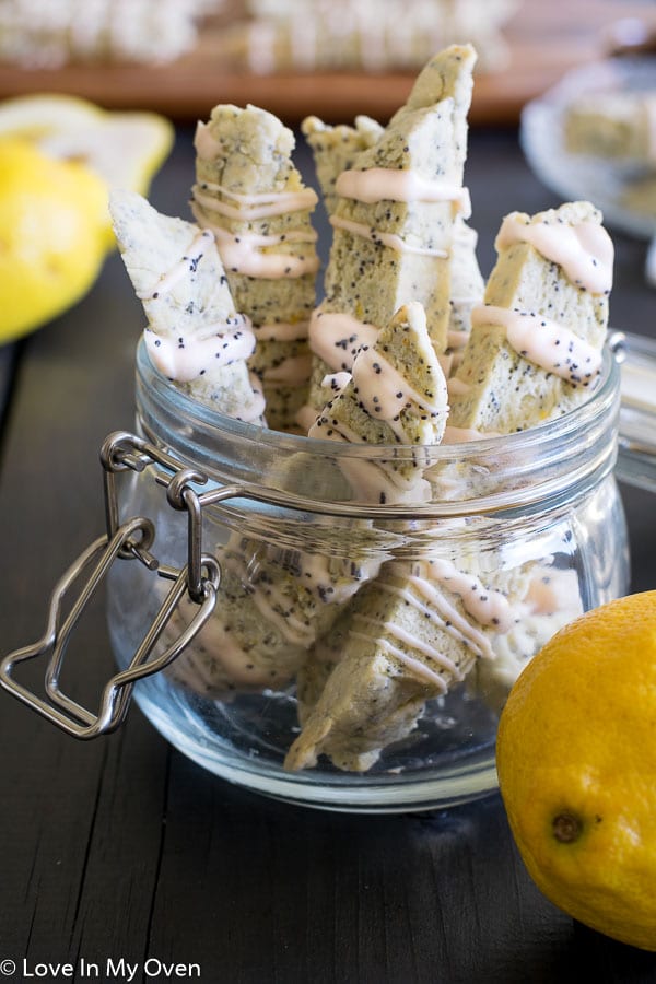 lemon poppy seed biscotti