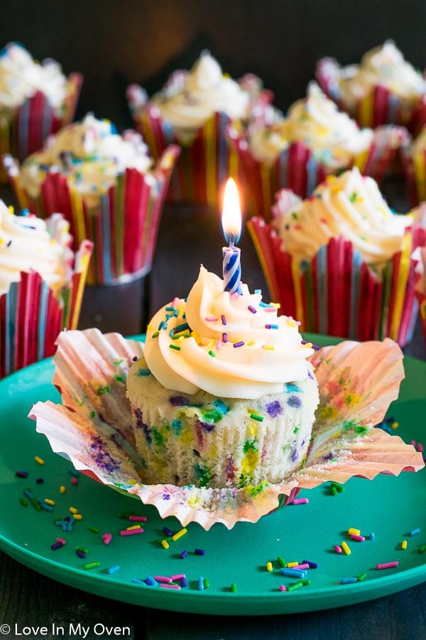 Funfetti Birthday Cupcakes