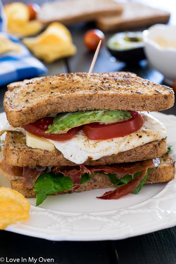 Prosciutto Roasted Pepper Breakfast Sandwich