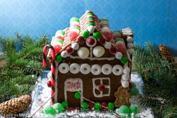 DIY Gingerbread House