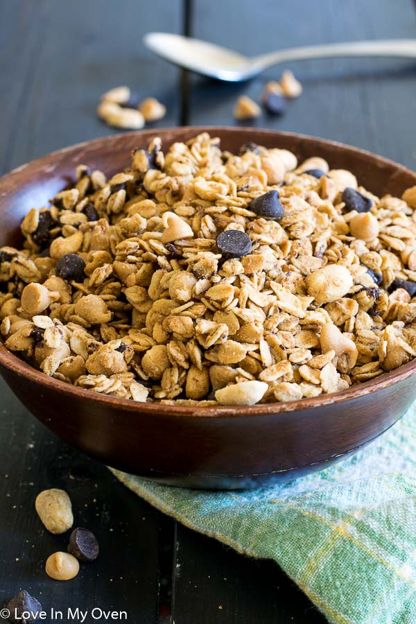 peanut butter granola