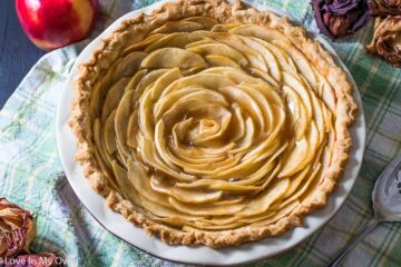 Apple Rose Pie