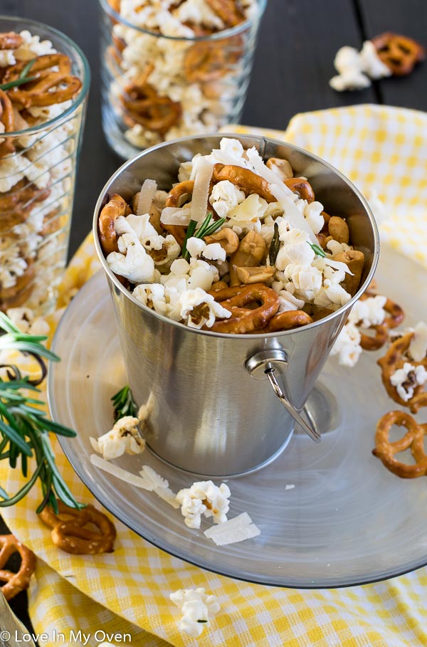 Parmesan Rosemary Snack Mix