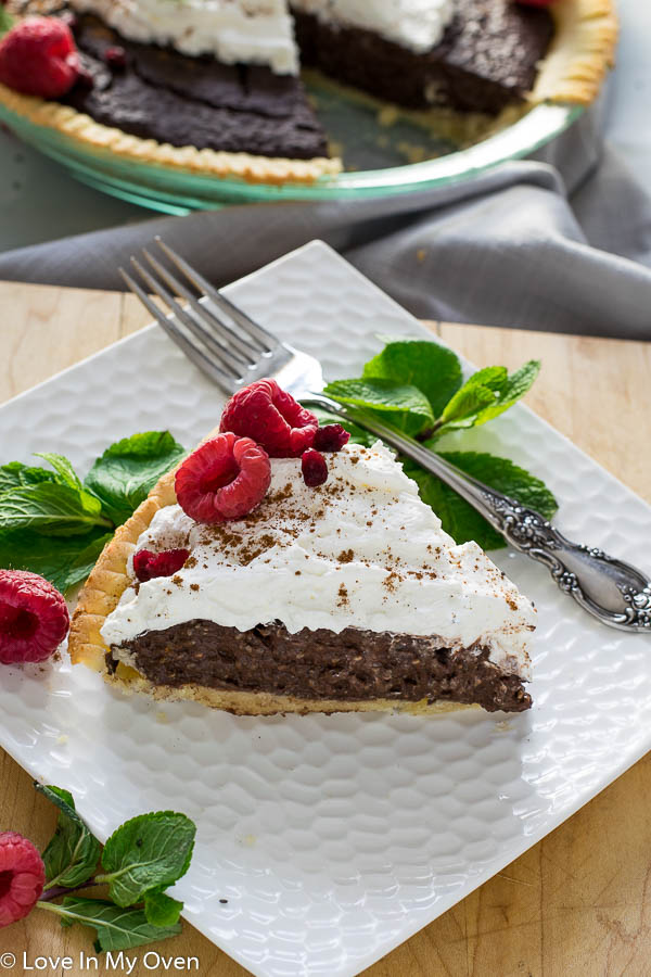 Grain-Free Chocolate Chia Pudding Pie