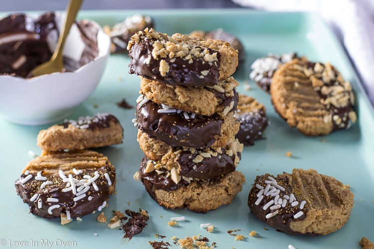 Keto Peanut Butter Cookies - Love In My Oven