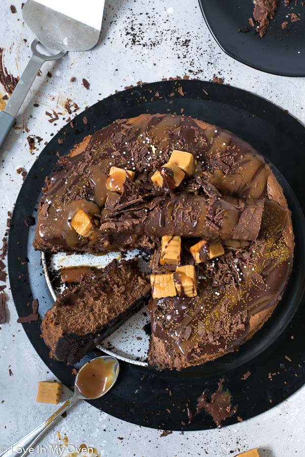 chocolate caramel cheesecake