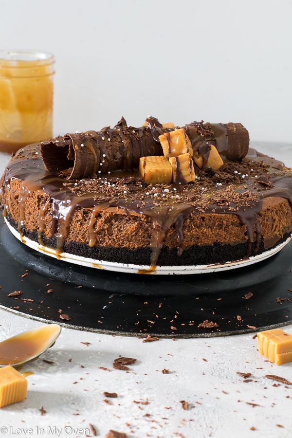 chocolate caramel cheesecake