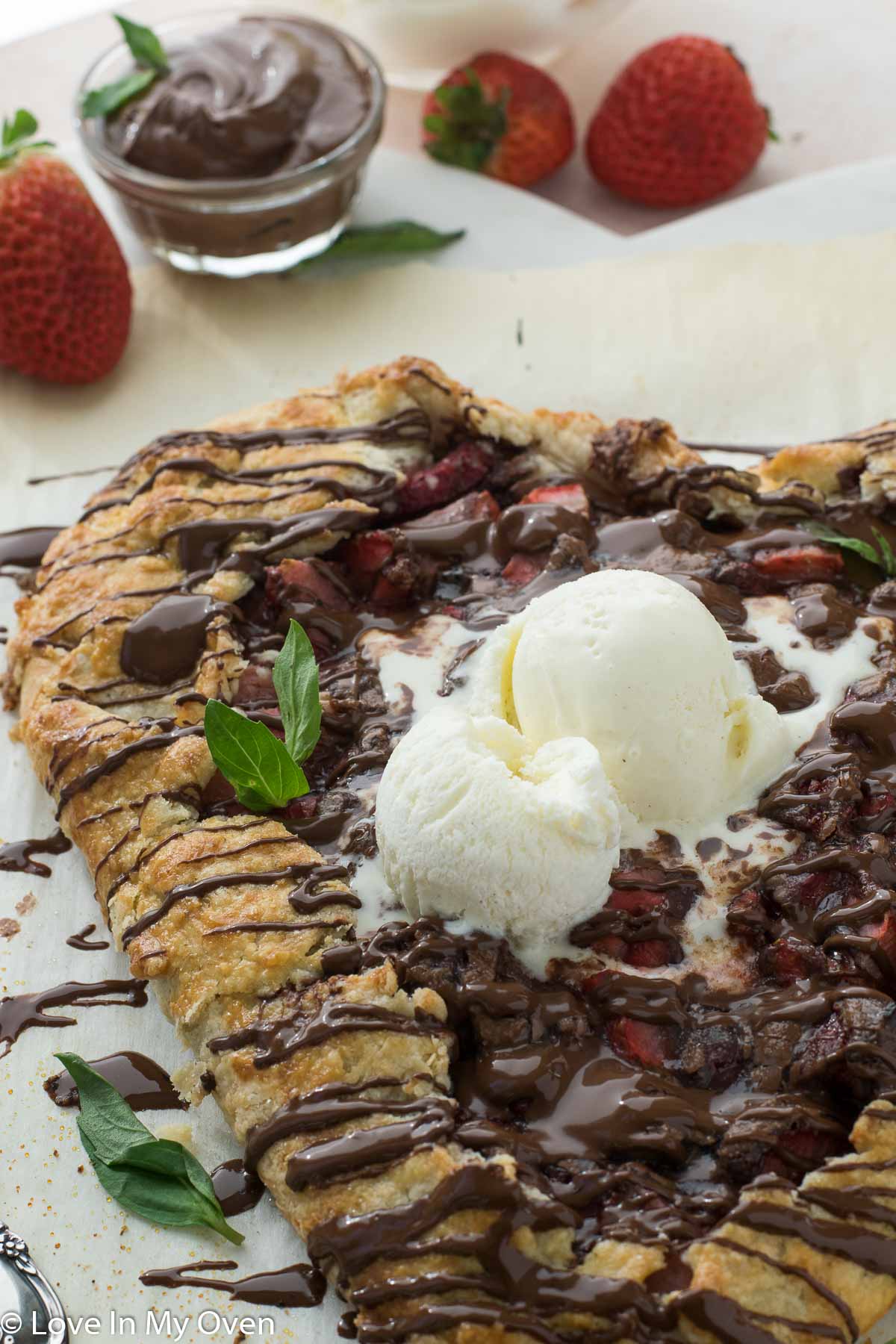 strawberry nutella pie