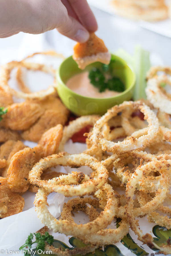 oven baked onion rings with fish wings