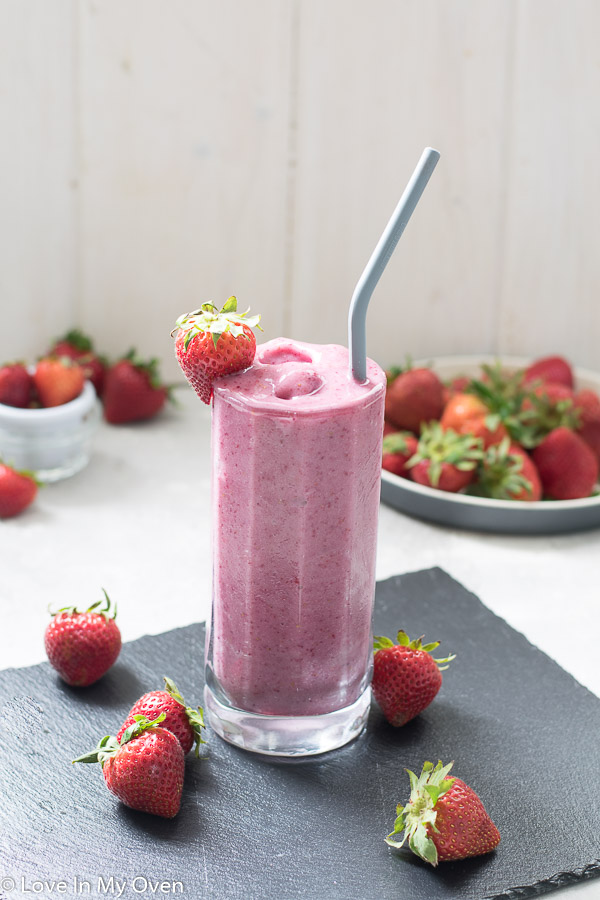 Mixed Berry Smoothie with Yogurt - Cooking For My Soul