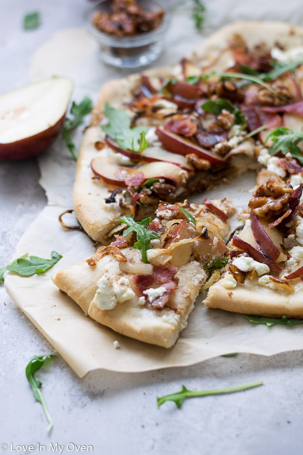 pear and goat cheese pizza