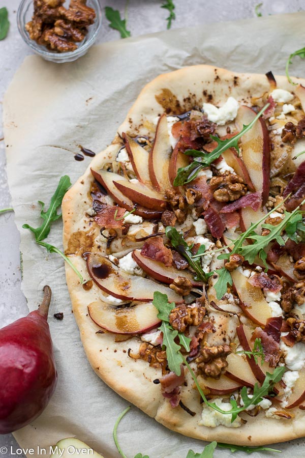 pear and goat cheese pizza