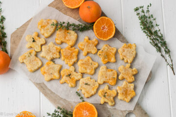 thyme and cheddar cheese cookies