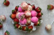 strawberry cake pops
