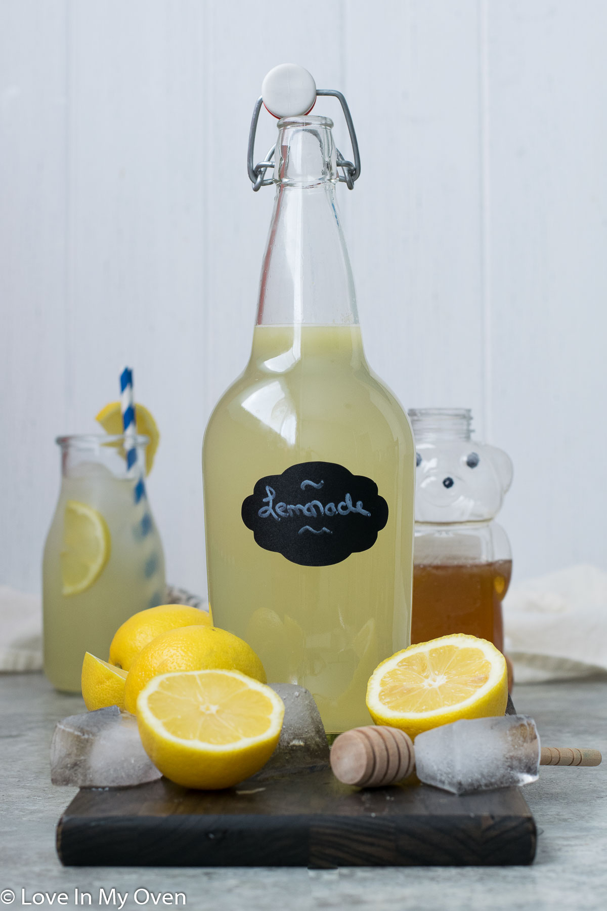 easy honey lemonade