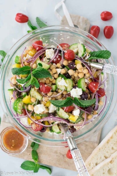Greek Chickpea Salad - Love In My Oven