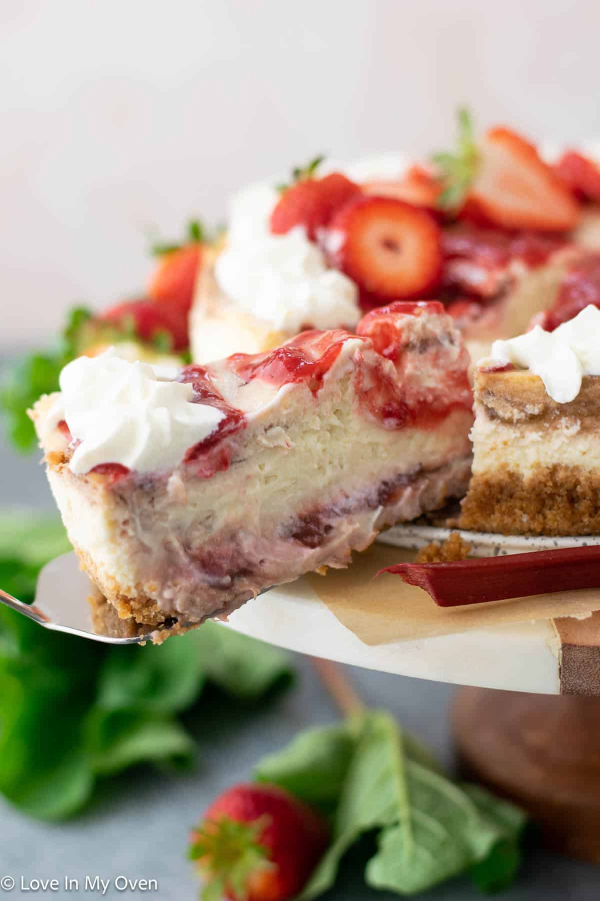 strawberry rhubarb cheesecake