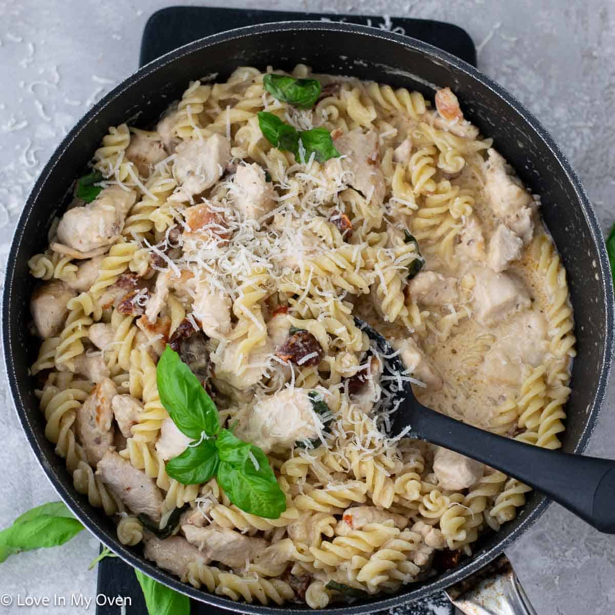 Marry Me Chicken Pasta - Love In My Oven